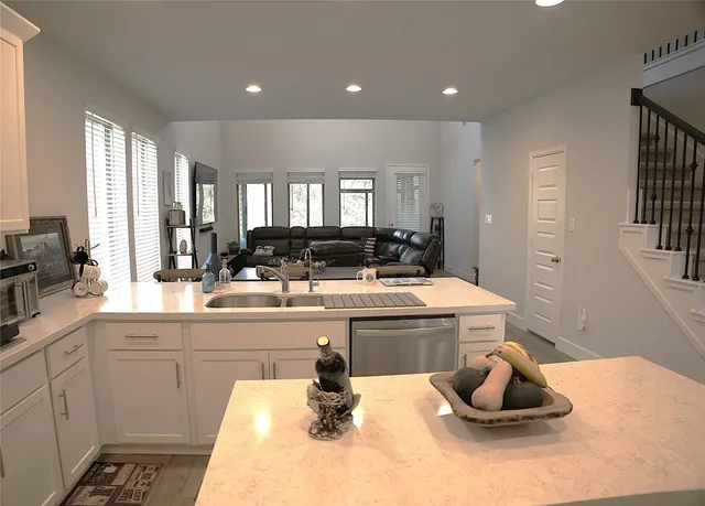 $2,675 | 284 Kimble Creek Loop, Kyle, TX 78640