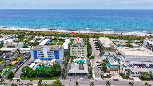 $645,000 | 100 North Ocean Boulevard, Unit 105, Delray Beach, FL 33483