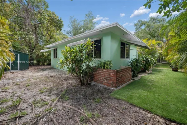 $5,800 | 3490 William Avenue, Miami, FL 33133