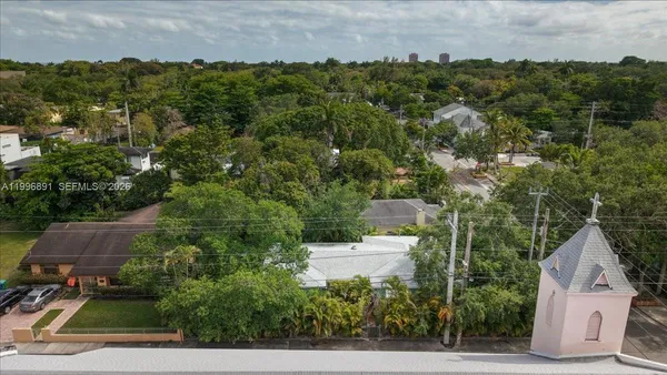 $5,800 | 3490 William Avenue, Miami, FL 33133