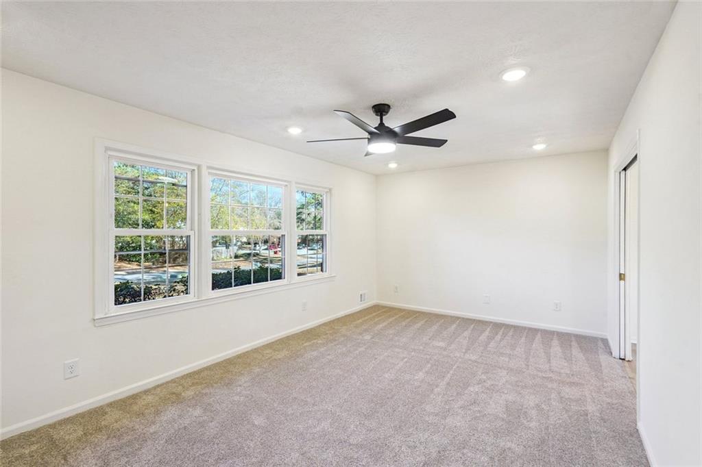 1605 Plover Road Hampton, GA 30228 - Photo 5 of 29