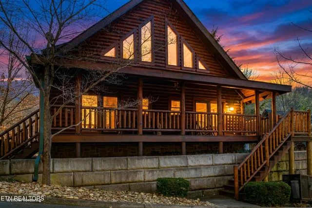 $500,000 | 3144 Smoky Ridge Way, Pigeon Forge, TN 37862