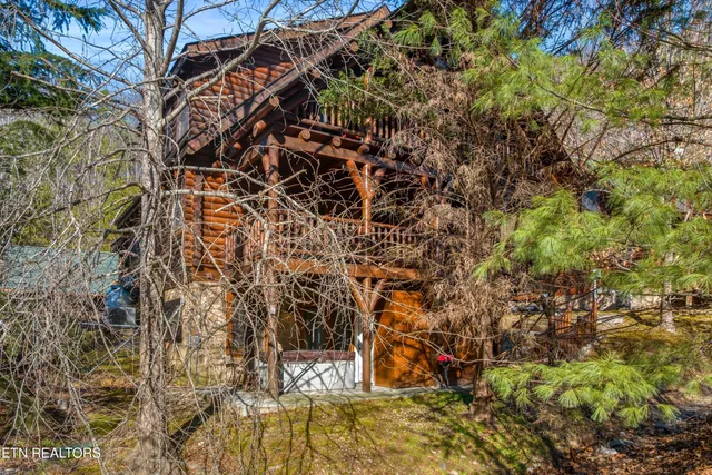 $500,000 | 3144 Smoky Ridge Way, Pigeon Forge, TN 37862