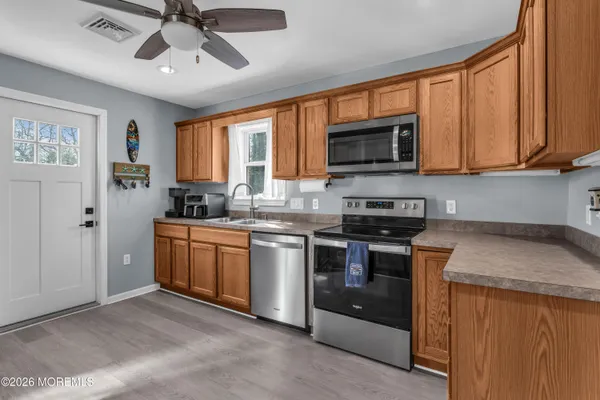 $449,900 | 707 Navesink Avenue, Ocean Gate, NJ 08740