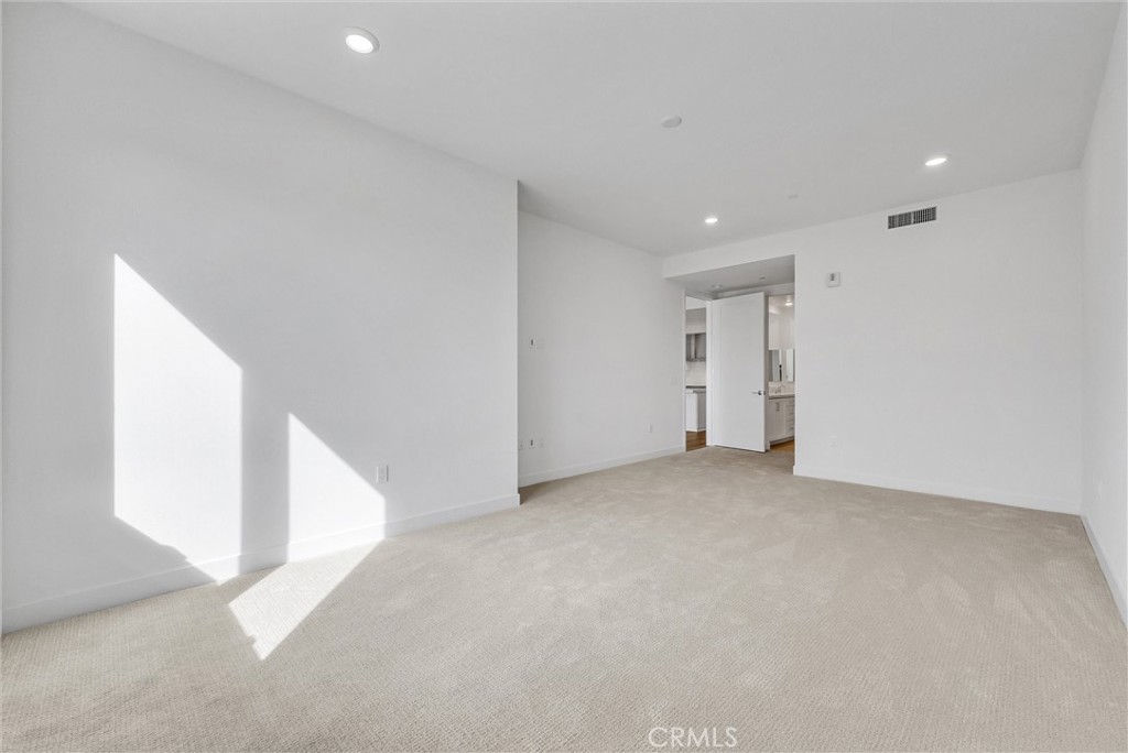 2209 Rivington Irvine, CA 92612 - Photo 30 of 35