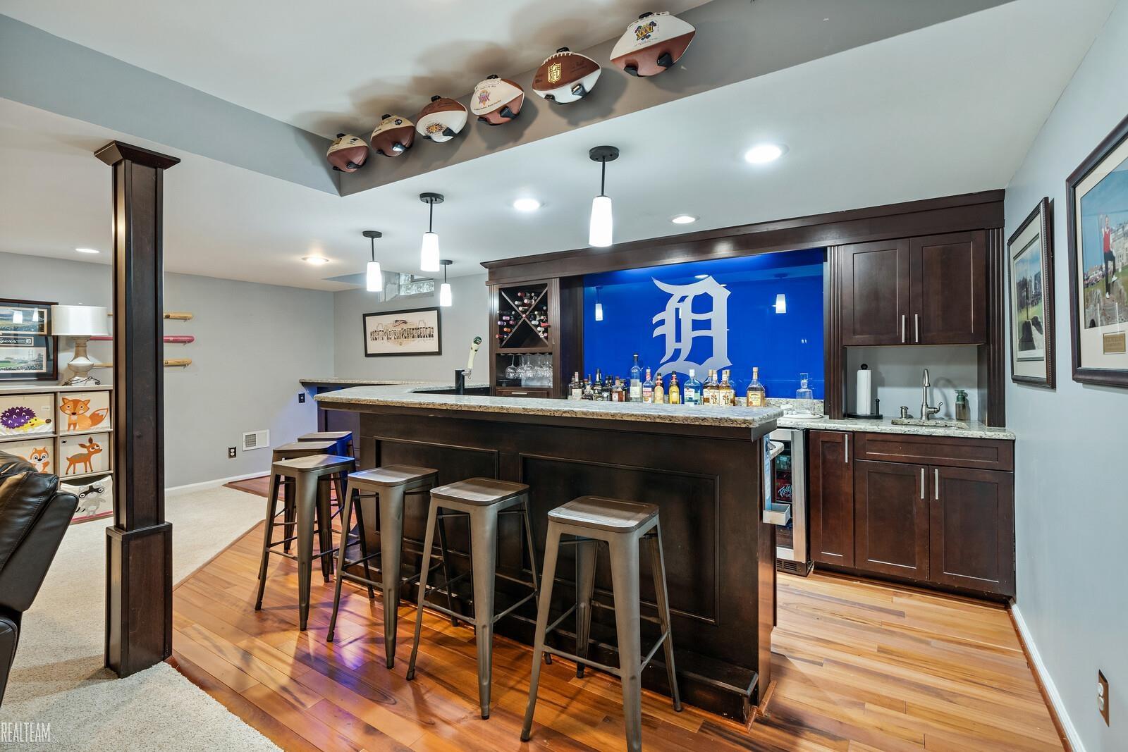 2695 Oak View Court Rochester, MI 48307 - Photo 33 of 54 50127528-32.JPG