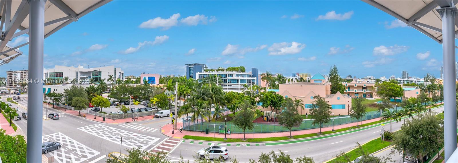 400 Alton Road, Unit TH4A Miami Beach, FL 33139 - Photo 30 of 38 a view of a potted plants in middle of a building