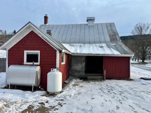 $232,000 | 4349 Highway 14, Brookfield, VT 05041