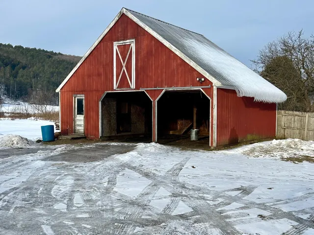 $239,000 | 4349 Highway 14, Brookfield, VT 05041