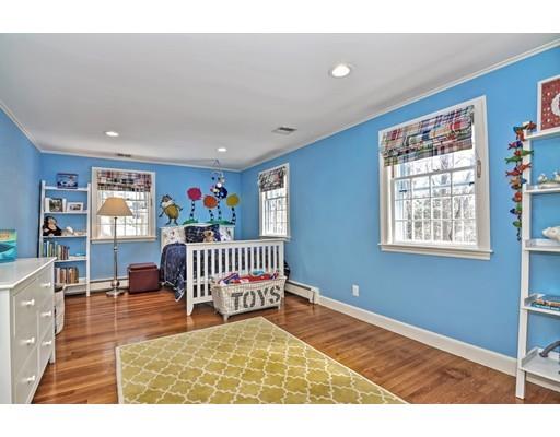 16 Sturbridge Road Wellesley, MA 02481 - Photo 17 of 30