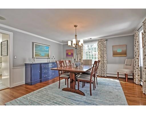16 Sturbridge Road Wellesley, MA 02481 - Photo 5 of 30
