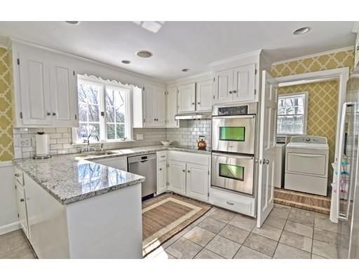16 Sturbridge Road Wellesley, MA 02481 - Photo 9 of 30