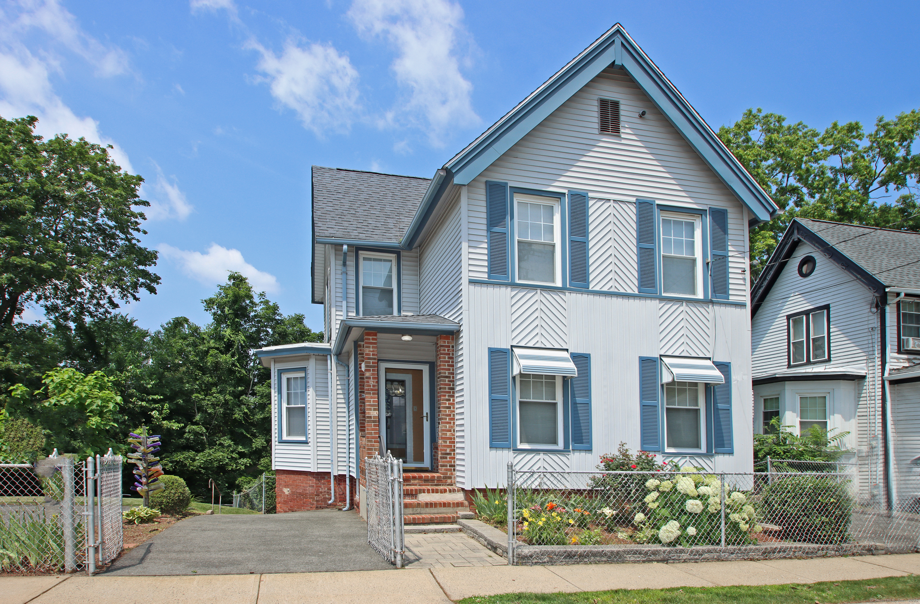 34 Hobart Street Meriden, CT 06450 - Photo 1 of 1 Gallery Image 1