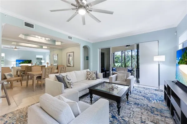 $15,000 | 2662 Bolero Drive, Unit 10, Naples, FL 34109