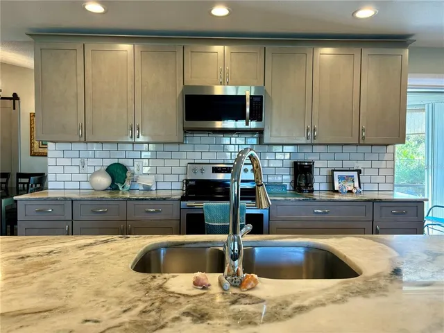 $2,175 | 22497 Glen Avenue, Punta Gorda, FL 33980