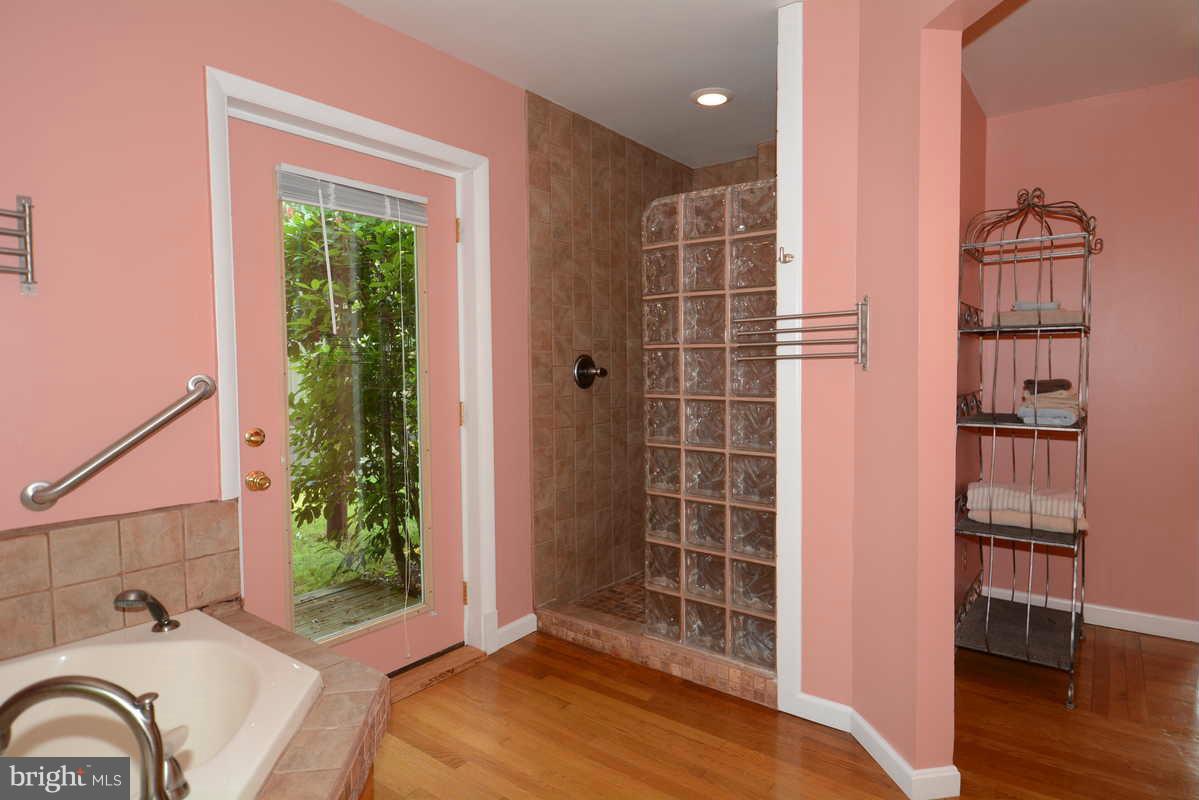 5500 Bayside Road Chesapeake Beach, MD 20732 - Photo 14 of 30 Bath
