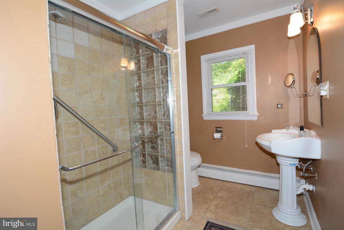 5500 Bayside Road Chesapeake Beach, MD 20732 - Photo 19 of 30 Bath