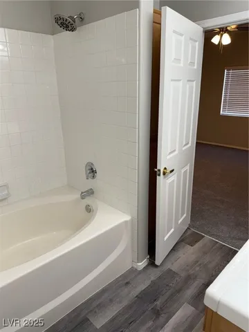 $1,300 | 1050 East Cactus Avenue, Unit 2127, Las Vegas, NV 89183
