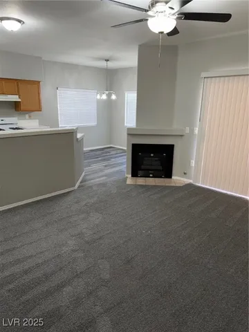 $1,300 | 1050 East Cactus Avenue, Unit 2127, Las Vegas, NV 89183