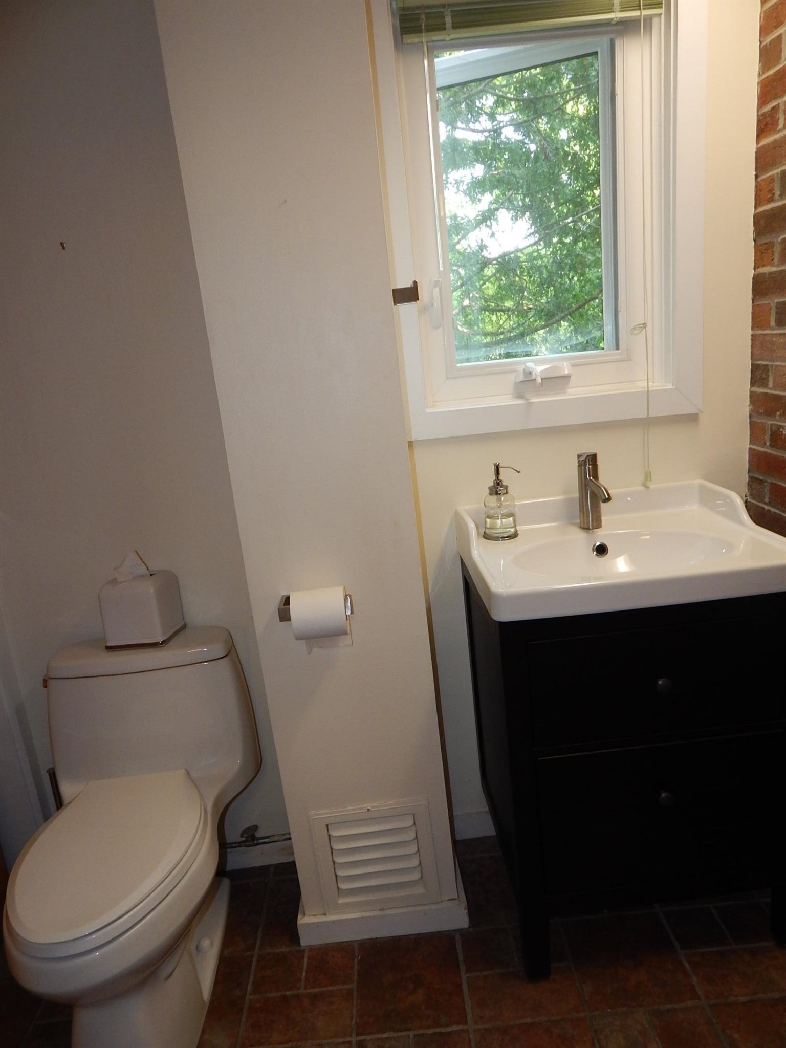 61 Easy Street, Unit 17 Warren, VT 05674 - Photo 11 of 25