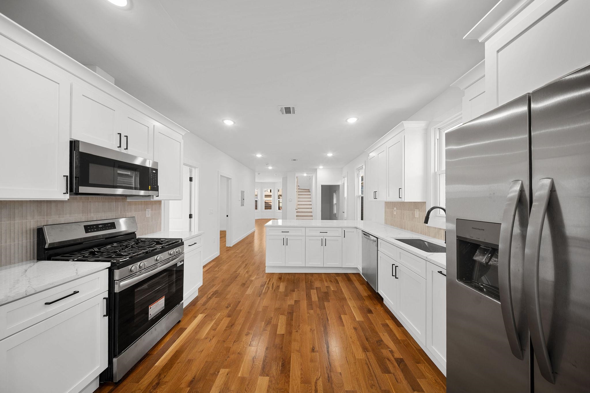 319 William Street, Unit 2 Harrison, NJ 07029 - Photo 4 of 20
