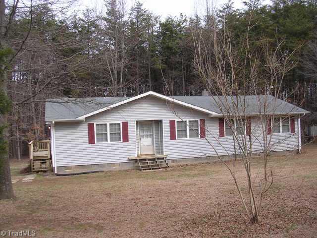 117 Thrush Road Stokesdale, NC 27357 - Photo 1 of 5 Exterior Front. 117 Thrush Road