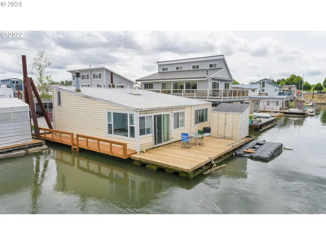 $150,000 | 18989 Northeast Marine Drive, Unit D57, Portland, OR 97230