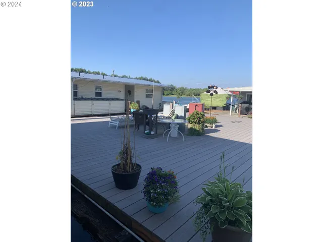 $150,000 | 18989 Northeast Marine Drive, Unit D57, Portland, OR 97230