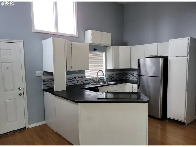 $150,000 | 18989 Northeast Marine Drive, Unit D57, Portland, OR 97230