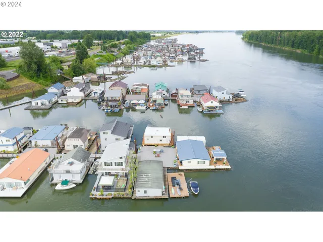 $150,000 | 18989 Northeast Marine Drive, Unit D57, Portland, OR 97230