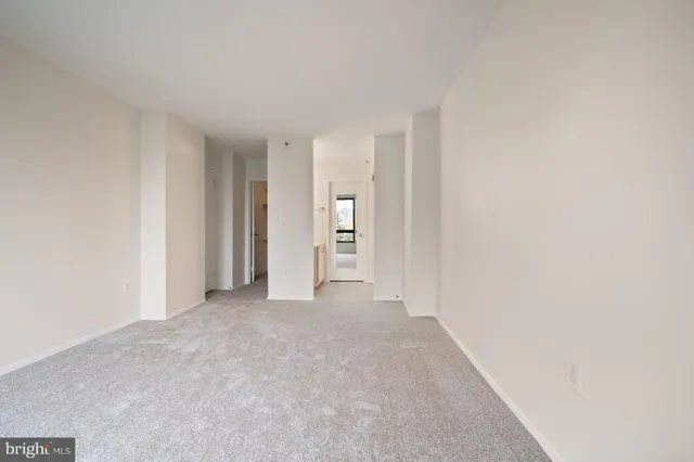 $350,000 | 1808 Old Meadow Road, Unit 1115, McLean, VA 22102