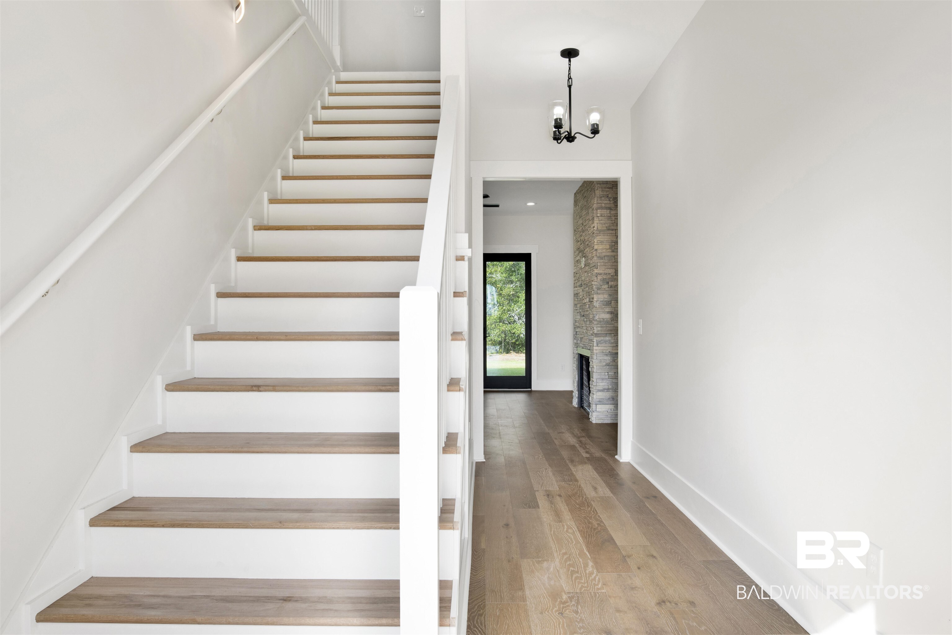 31545 River Road Orange Beach, AL 36561 - Photo 33 of 59 Stairs