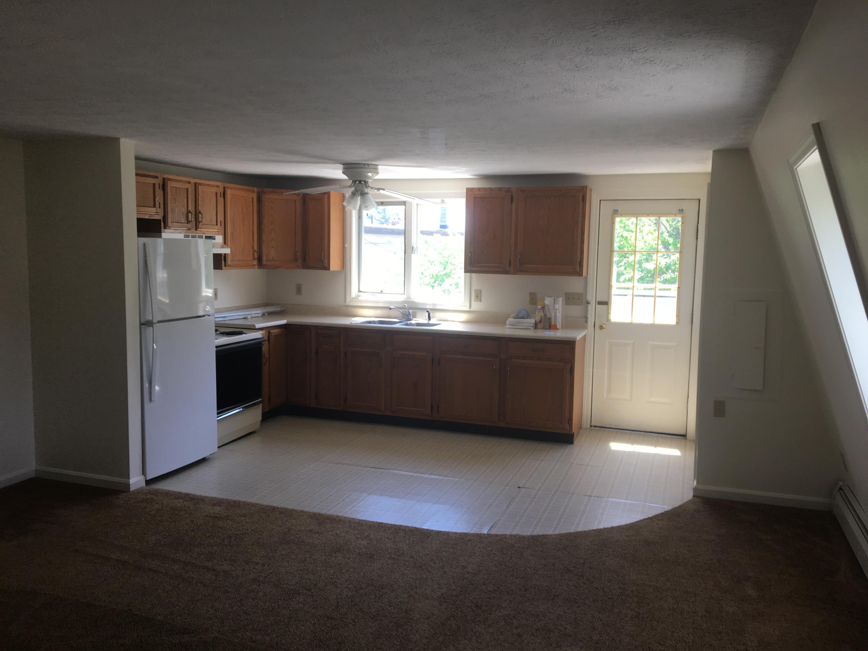 382 Main Street Biddeford, ME 04005 - Photo 11 of 32 11