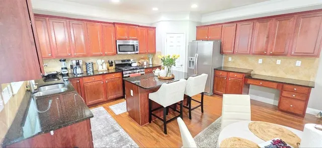 $573,000 | 779 Avonley Crk Trace, Sugar Hill, GA 30518