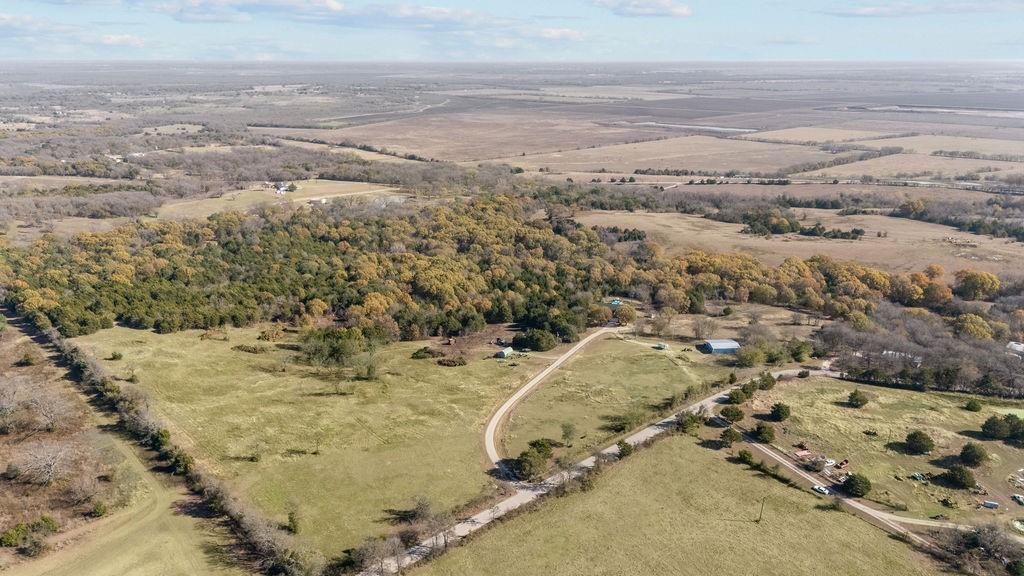 831 Union Hill Road Ennis, TX 75119 - Photo 32 of 38
