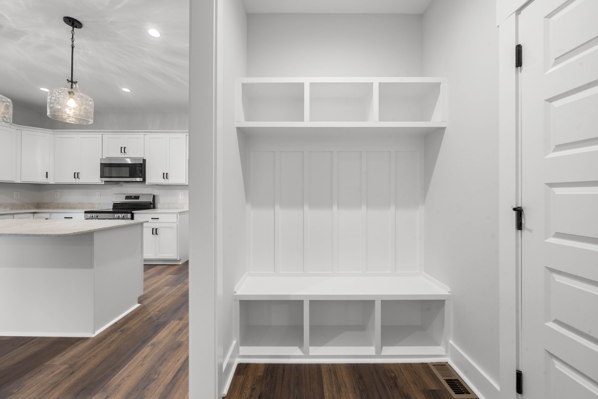 1146 Black Rock Road Clarksville, TN 37040 - Photo 18 of 36 a view of kitchen with wooden floor and electronic appliances