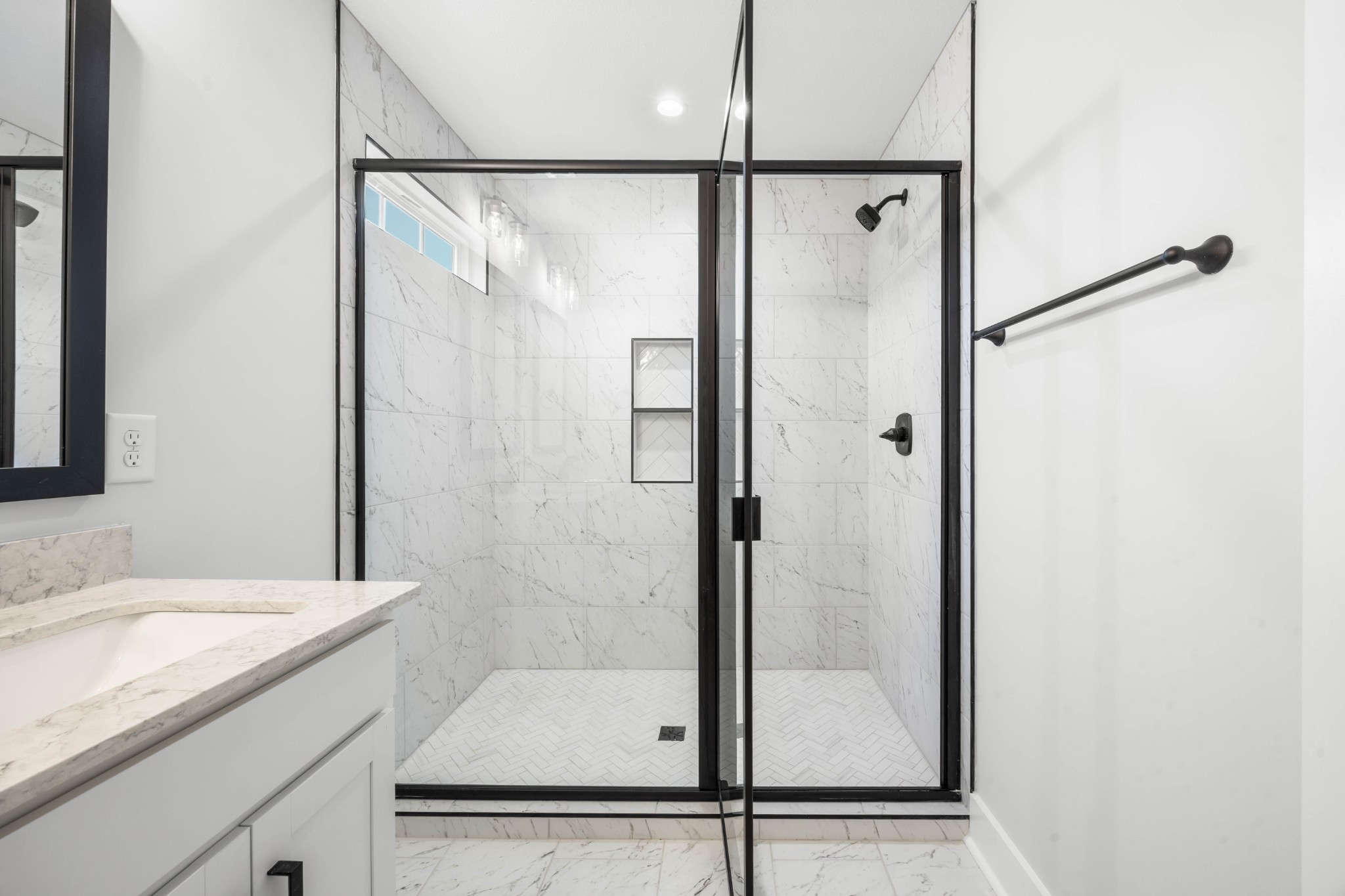1146 Black Rock Road Clarksville, TN 37040 - Photo 23 of 36 a bathroom with a granite countertop shower and a sink