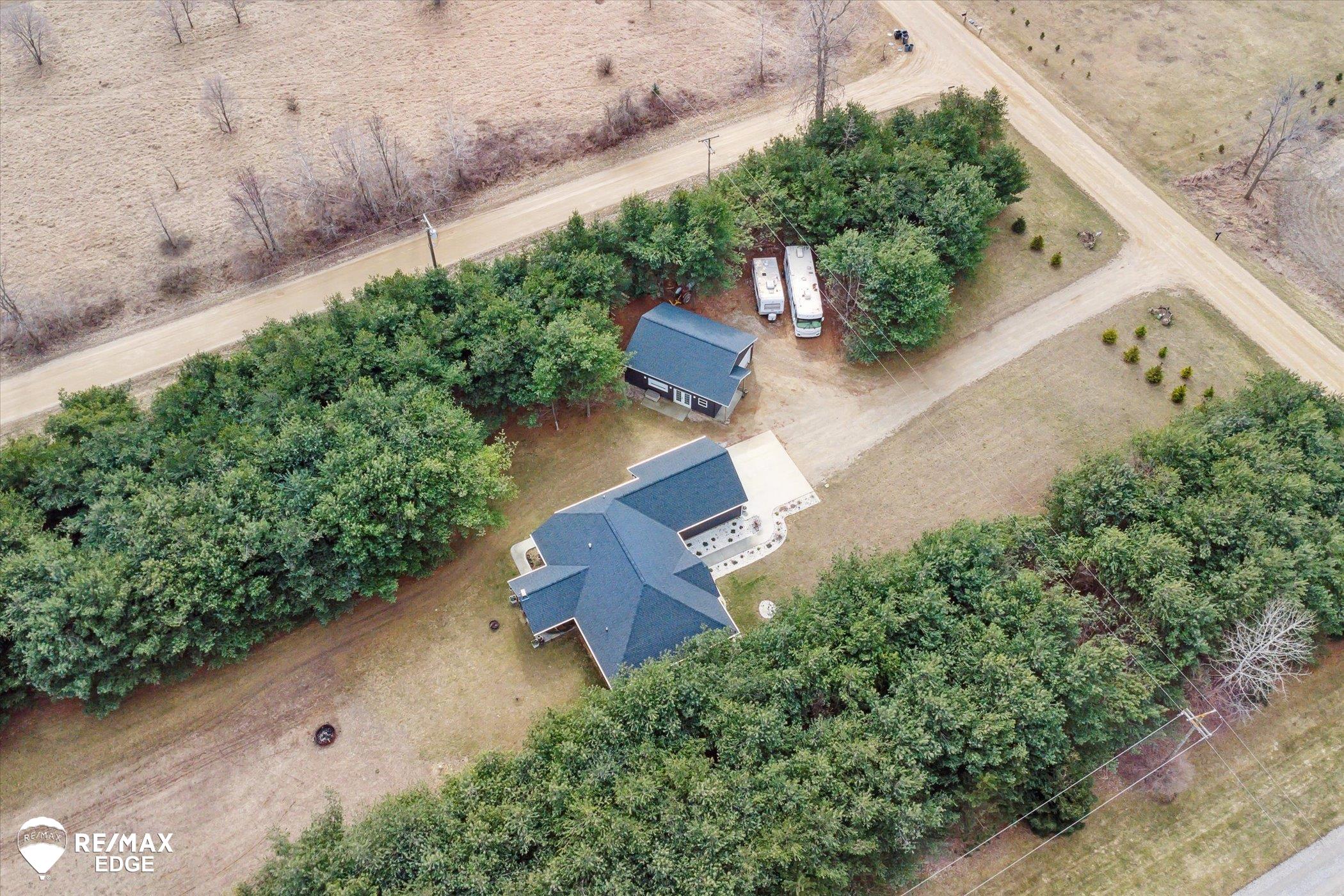 6800 Oliver Road Fostoria, MI 48435 - Photo 28 of 29 50134995-576f65ca-8a89-4b1f-87aa-80e50ae75250.JPG