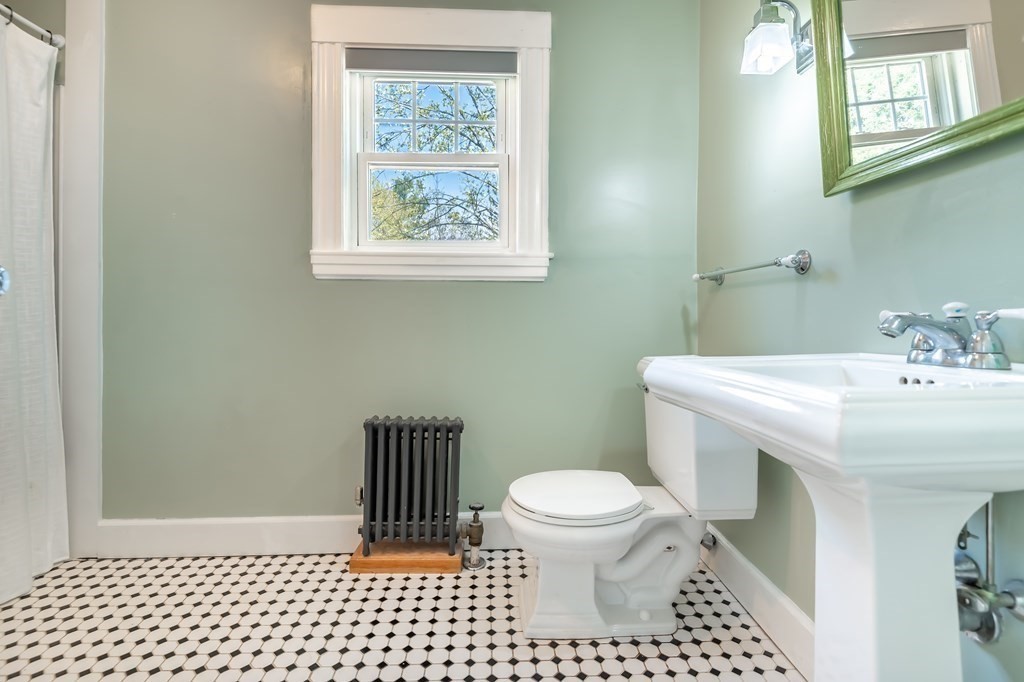 68 Carmel Road Andover, MA 01810 - Photo 19 of 26 Gallery Image 19