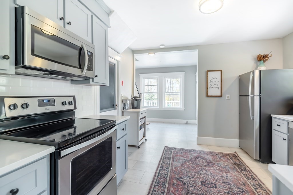 68 Carmel Road Andover, MA 01810 - Photo 9 of 26 Gallery Image 9