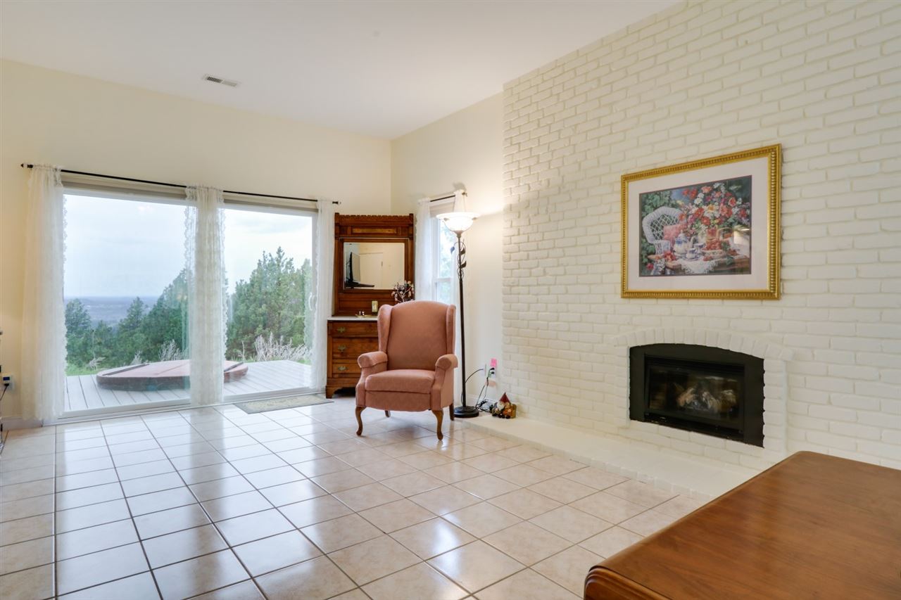 8504 South Sagewood Road Spokane, WA 99223 - Photo 14 of 20 Gallery Image 14