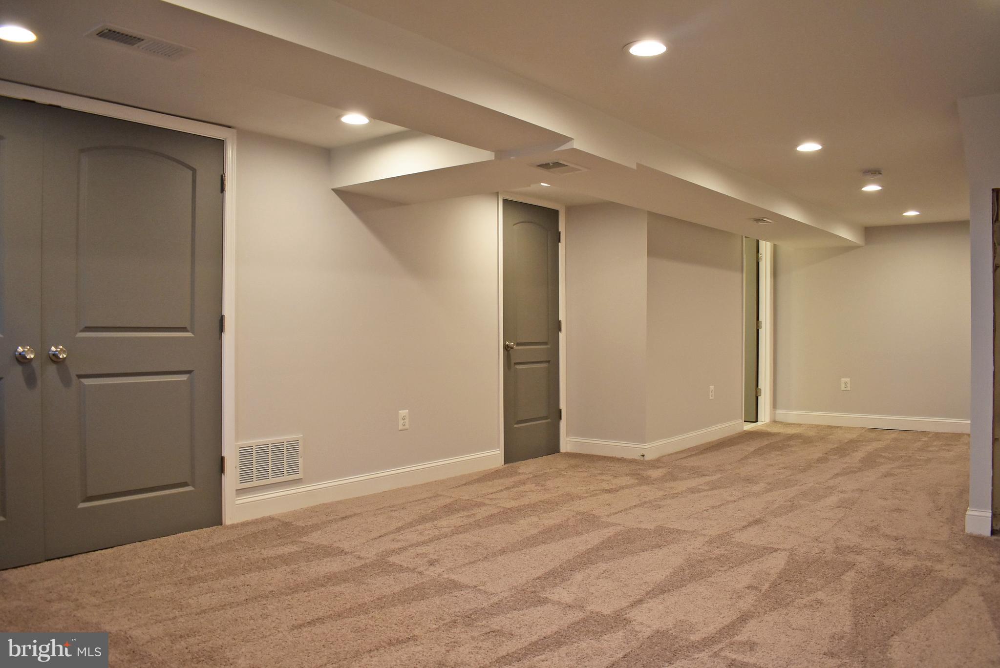 7809 Harold Road Baltimore, MD 21222 - Photo 18 of 36 a view of an empty room