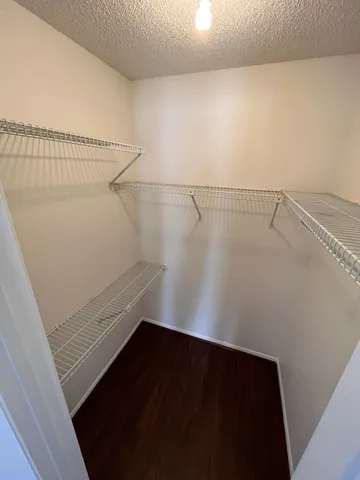 $1,100 | 2120 El Paseo Street, Unit 1912, Houston, TX 77054