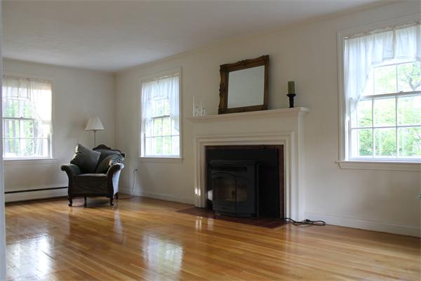 20 Mohegan Road Acton, MA 01720 - Photo 2 of 8 Gallery Image 2