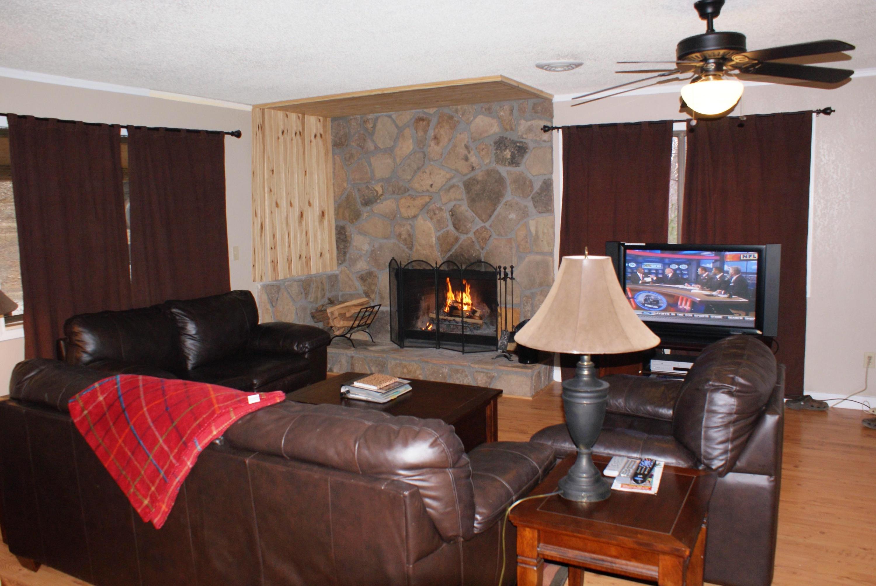 375 Costner Road Cosby, TN 37722 - Photo 9 of 36 den edited-r (1)