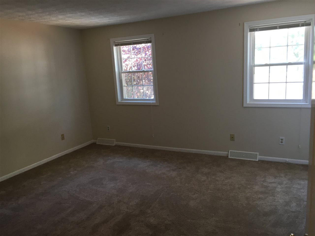 282 Winding Pond Road, Unit 282 Londonderry, NH 03053 - Photo 14 of 26 Gallery Image 14