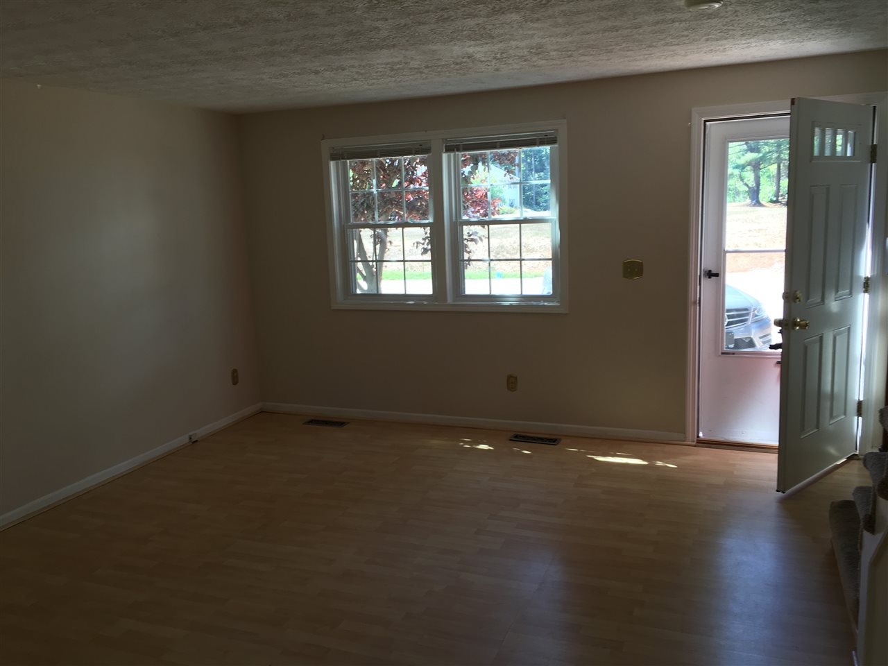282 Winding Pond Road, Unit 282 Londonderry, NH 03053 - Photo 6 of 26 Gallery Image 6