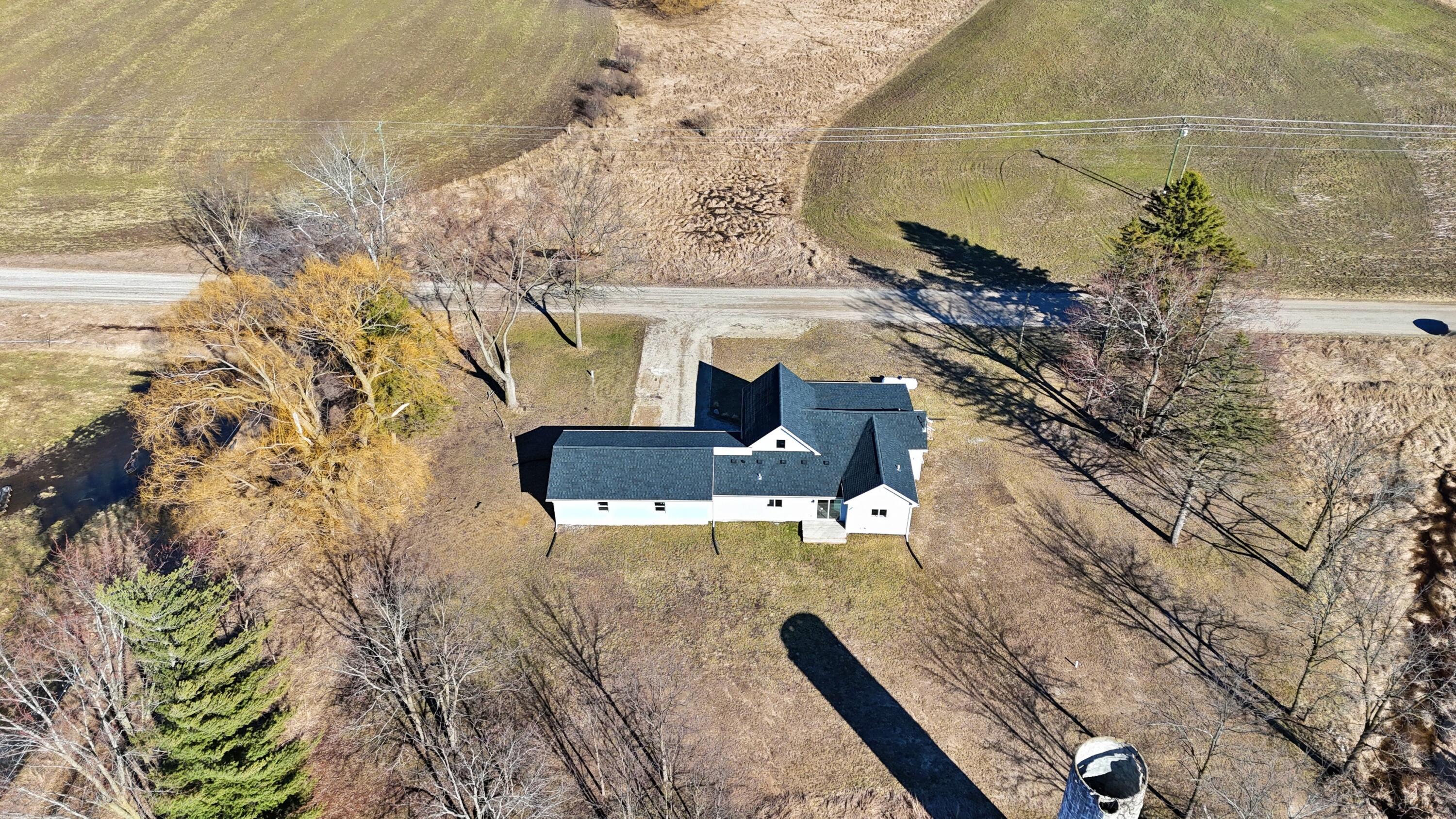 Undisclosed Address Lakeview, MI 48850 - Photo 41 of 63 DJI_20260312165354_0008_D