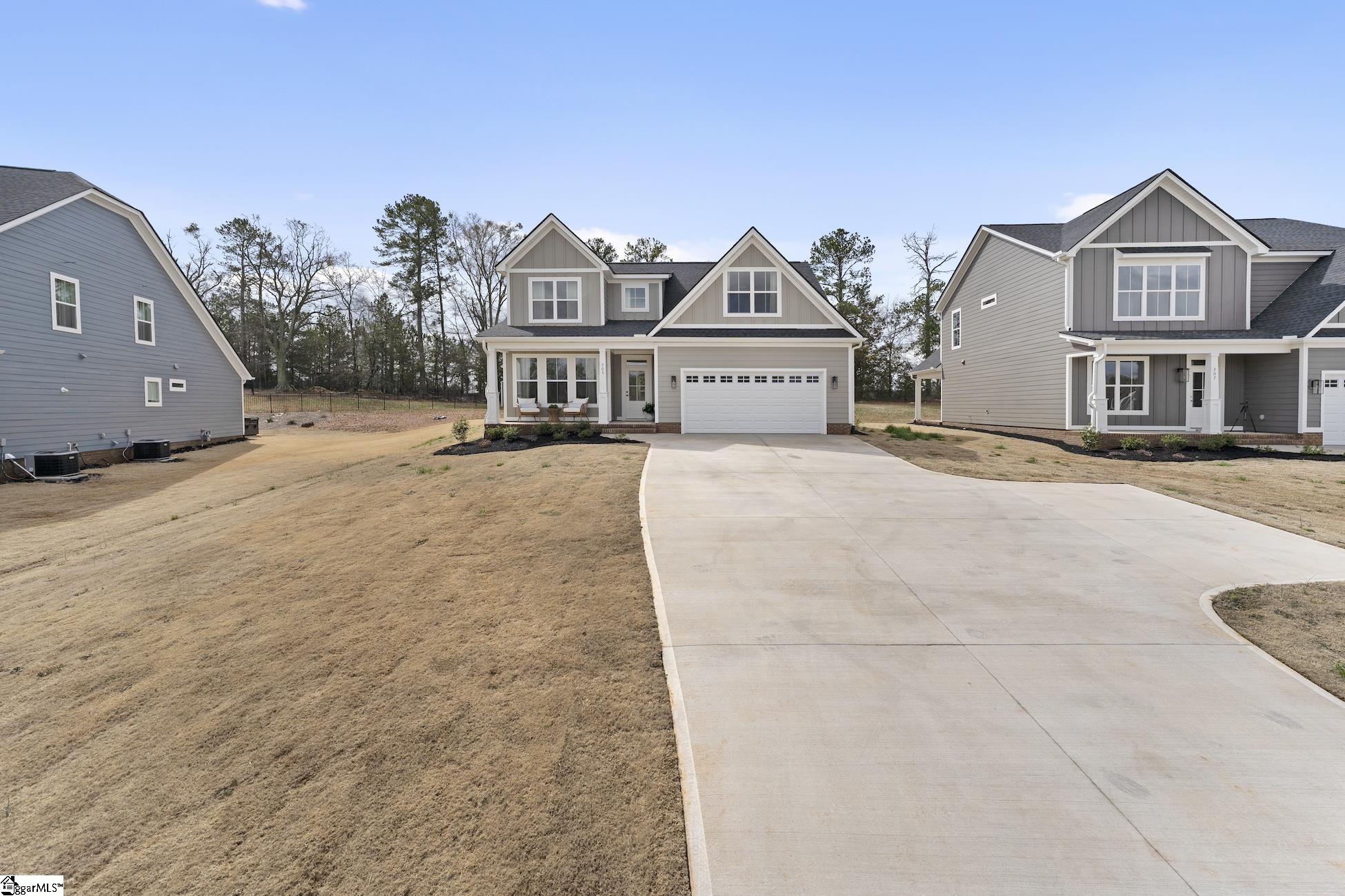 305 Summerall Drive Anderson, SC 29621 - Photo 2 of 41