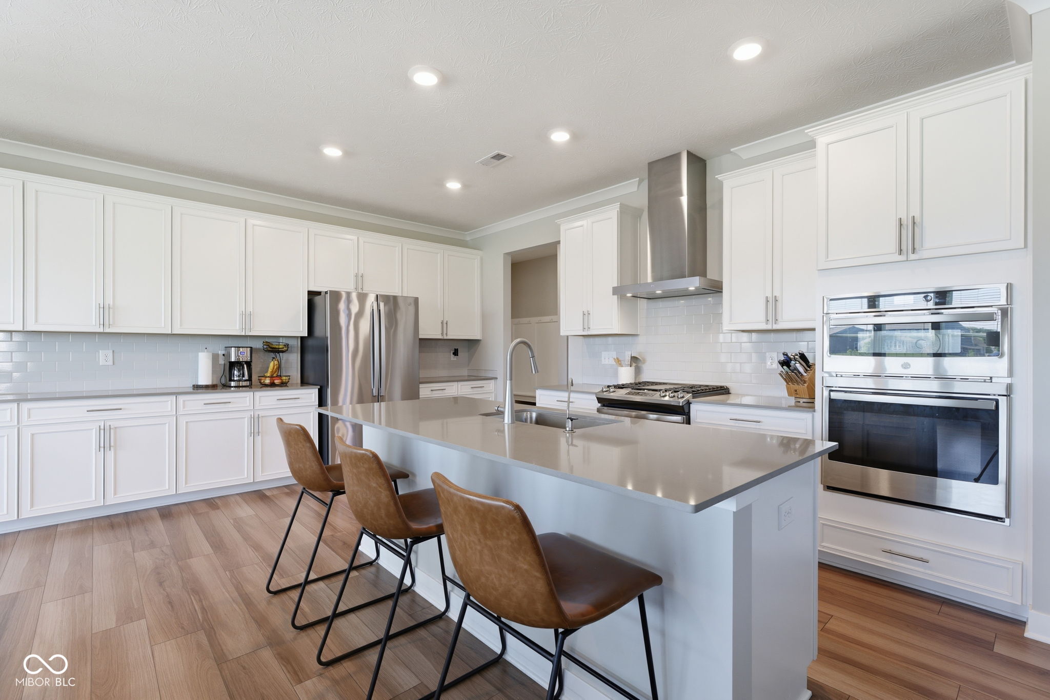 11887 Prominence Place Fishers, IN 46037 - Photo 11 of 76